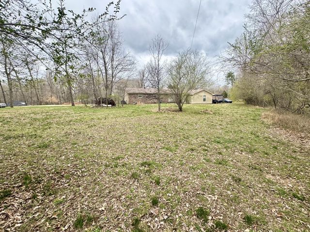 345 Lockert Pl, Clarksville, TN 37043