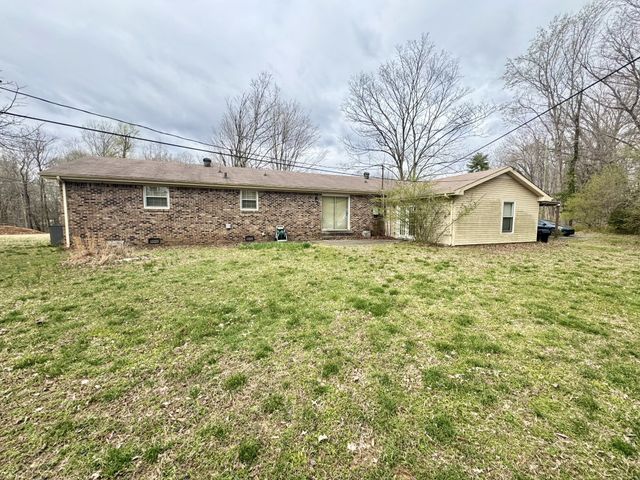 345 Lockert Pl, Clarksville, TN 37043