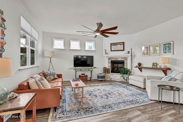 239 Seneca Reef Drive, Hampstead, NC 28443