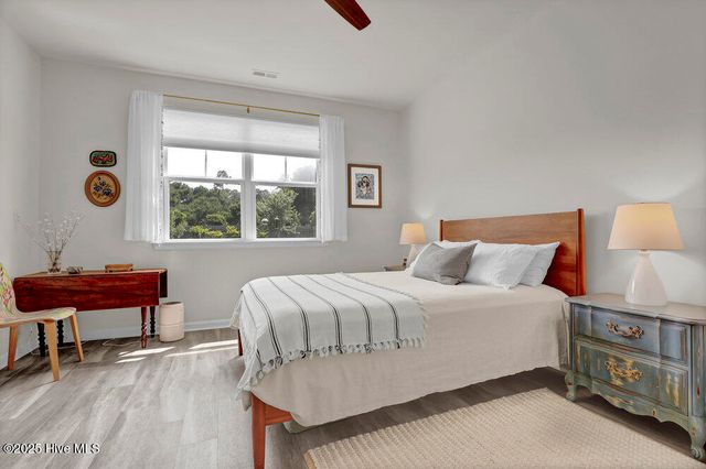 239 Seneca Reef Drive, Hampstead, NC 28443