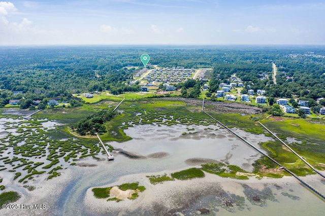 239 Seneca Reef Drive, Hampstead, NC 28443
