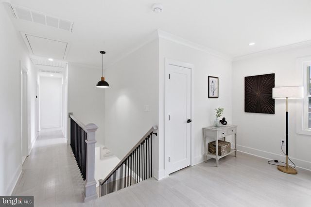 5200 BALTIMORE LN, Lanham, MD 20706