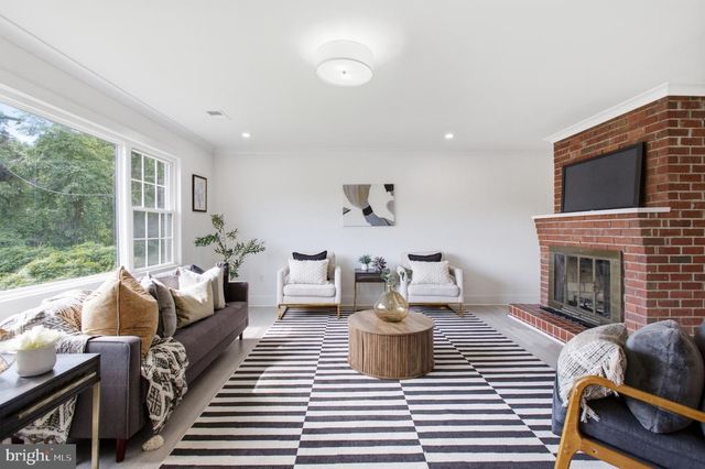 5200 BALTIMORE LN, Lanham, MD 20706