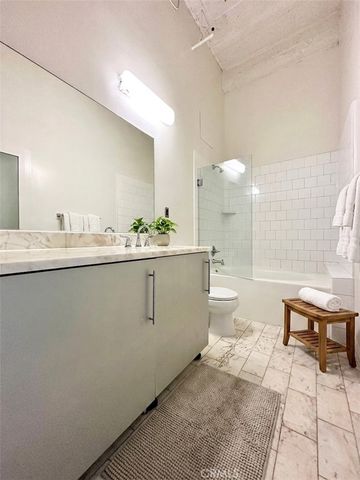 312 W 5th Street 1205, Los Angeles, CA 90013