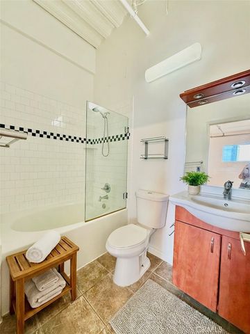 312 W 5th Street 1205, Los Angeles, CA 90013