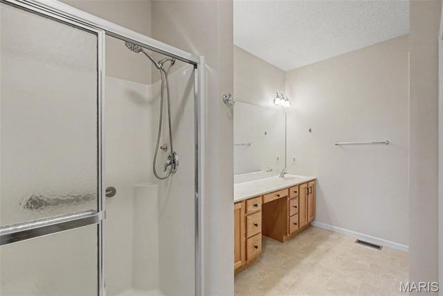 702 Harrier Drive V, Lake St Louis, MO 63367