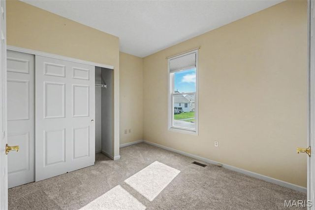 702 Harrier Drive V, Lake St Louis, MO 63367