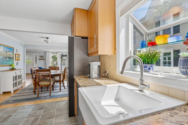 104 N MAIN ST, Pennington, NJ 08534