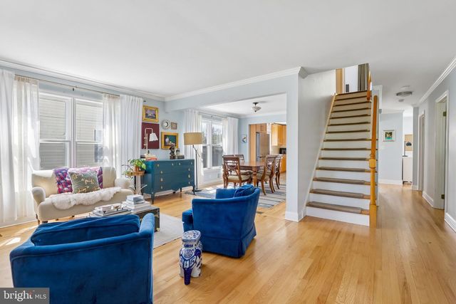 104 N MAIN ST, Pennington, NJ 08534