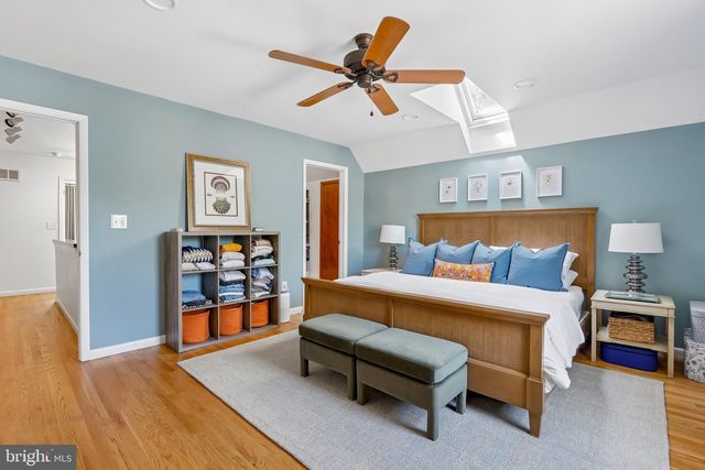 104 N MAIN ST, Pennington, NJ 08534