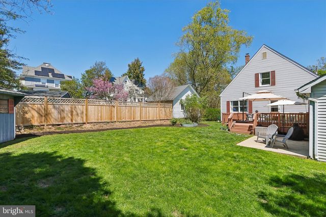 104 N MAIN ST, Pennington, NJ 08534