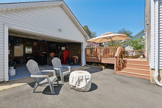 104 N MAIN ST, Pennington, NJ 08534