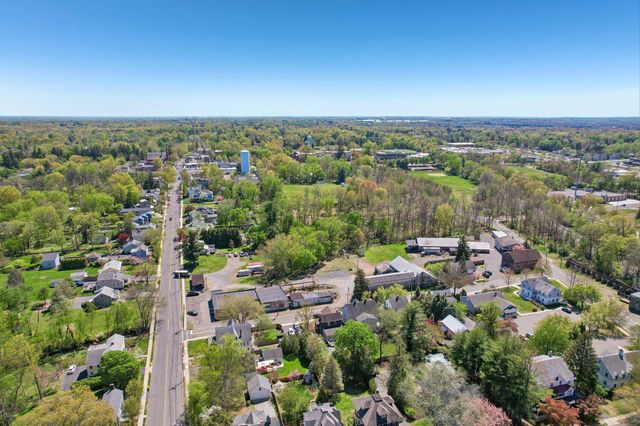 104 N MAIN ST, Pennington, NJ 08534