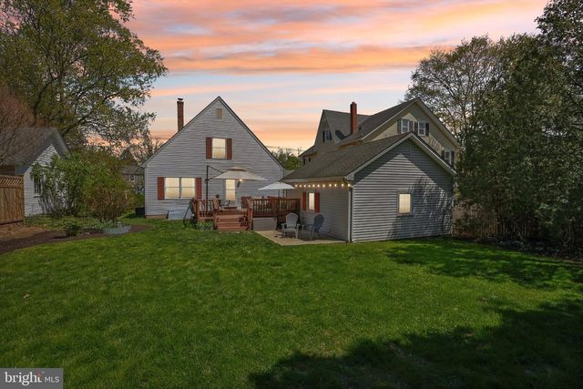 104 N MAIN ST, Pennington, NJ 08534