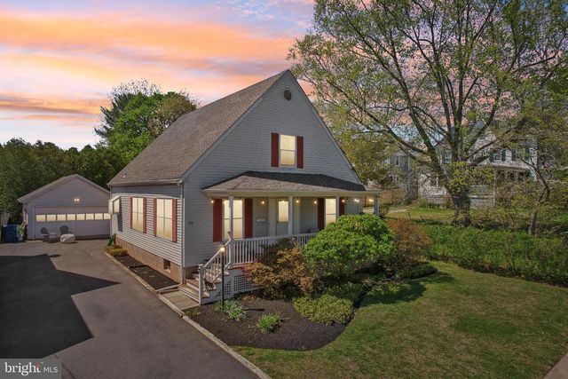 104 N MAIN ST, Pennington, NJ 08534