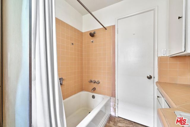 1016 S Oxford Avenue, Los Angeles, CA 90006