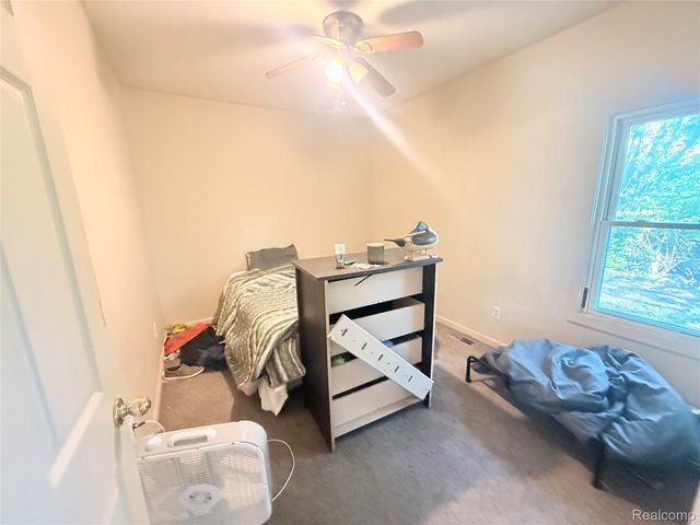 1137 E 8th Street, Monroe, MI 48161