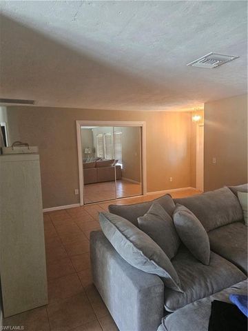 3601 11th AVE SW, Naples, FL 34117