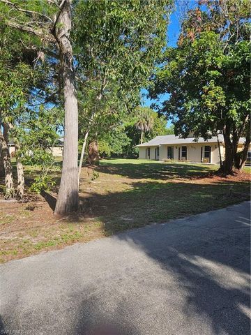 3601 11th AVE SW, Naples, FL 34117