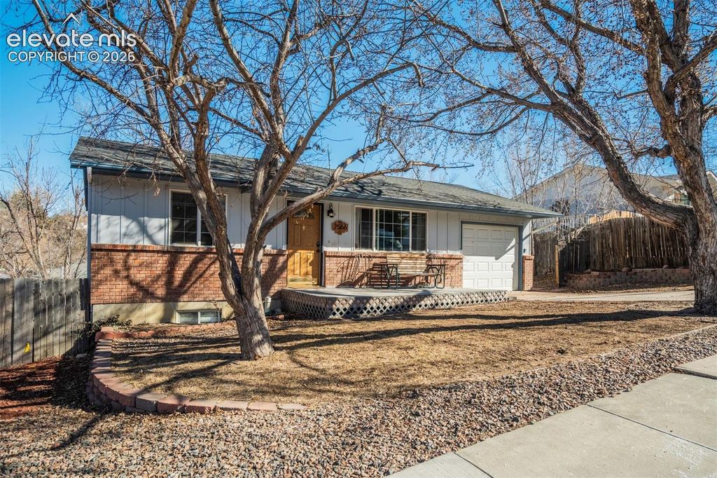2566 Royalty Court, Colorado Springs, CO 80904 — photo 2