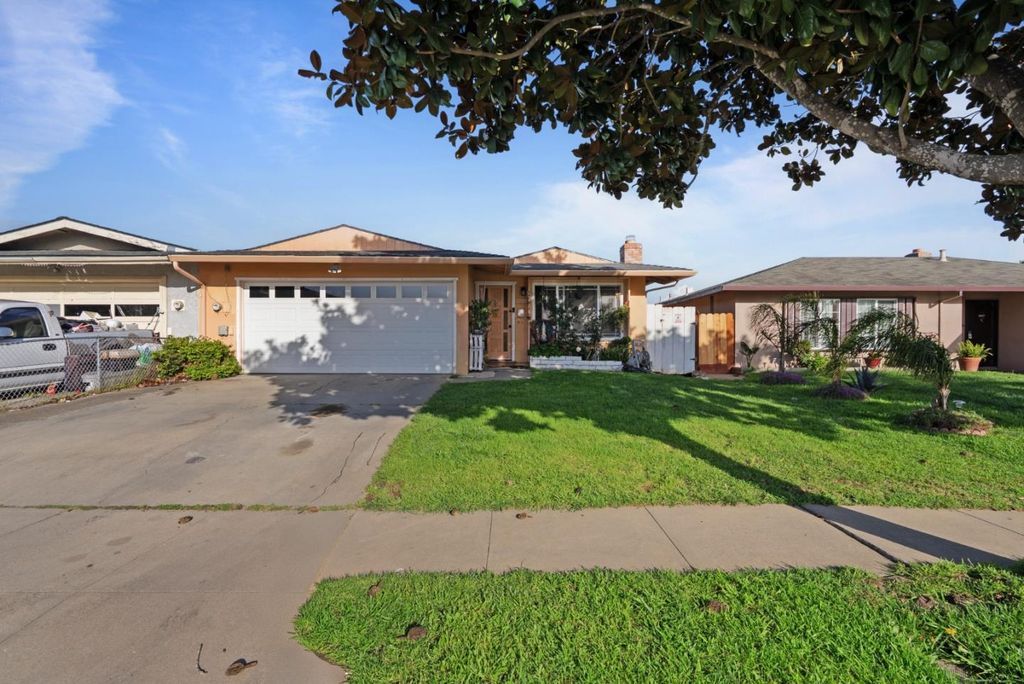 1780 Truckee Way, Salinas, CA 93906