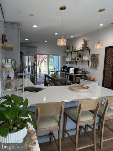 46 ZIMMERMAN RD, Tabernacle, NJ 08088