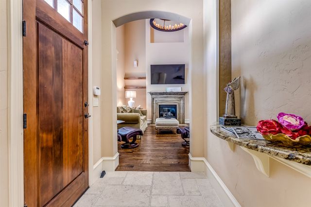 17206 Lechlade Lane, Dallas, TX 75252