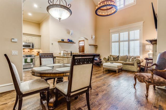 17206 Lechlade Lane, Dallas, TX 75252