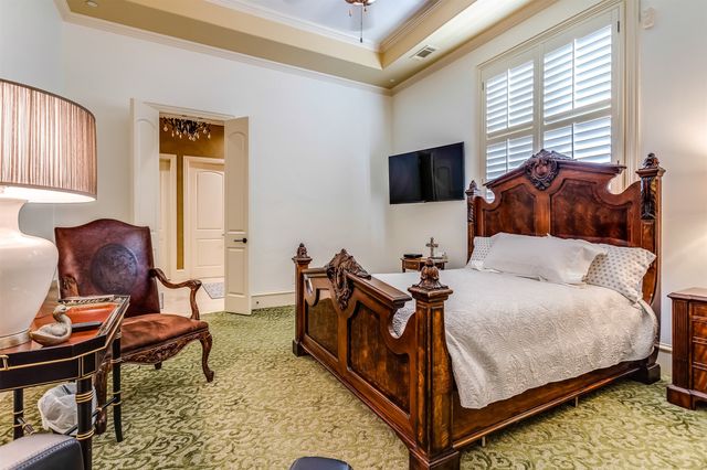 17206 Lechlade Lane, Dallas, TX 75252