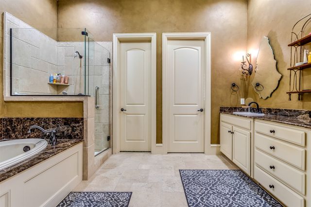 17206 Lechlade Lane, Dallas, TX 75252