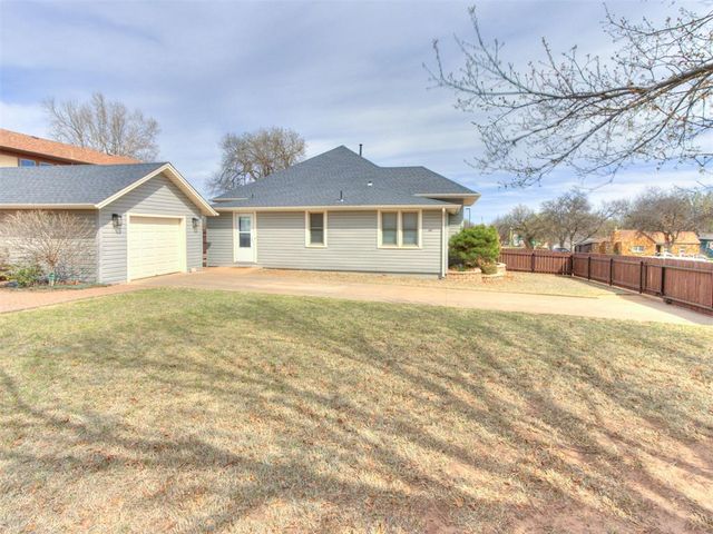 622 S Main Street, Kingfisher, OK 73750