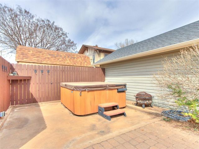 622 S Main Street, Kingfisher, OK 73750