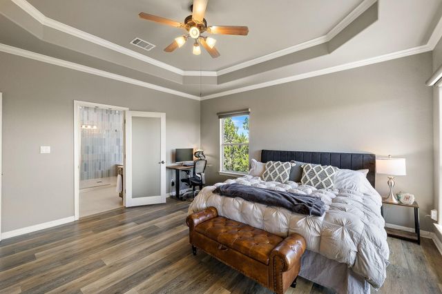 501 Lakeland CIR, Lago Vista, TX 78645