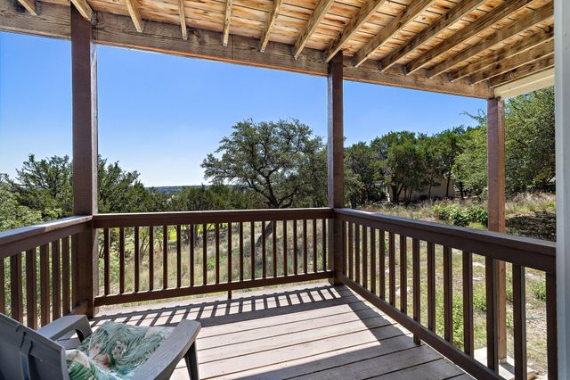501 Lakeland CIR, Lago Vista, TX 78645