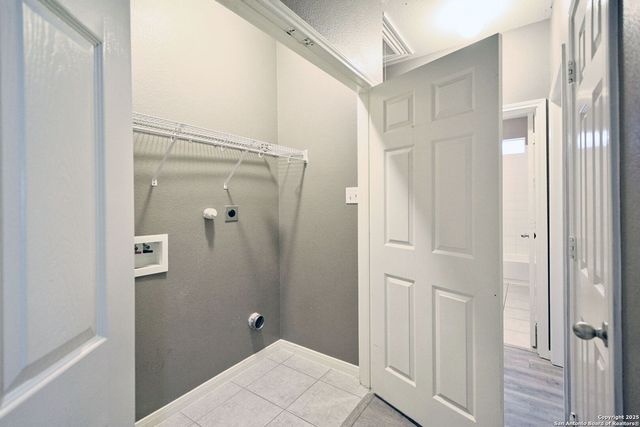 2123 BELVEDERE CT, New Braunfels, TX 78130