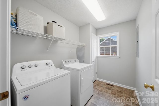 4005 Brickfield Street, Hickory, NC 28602