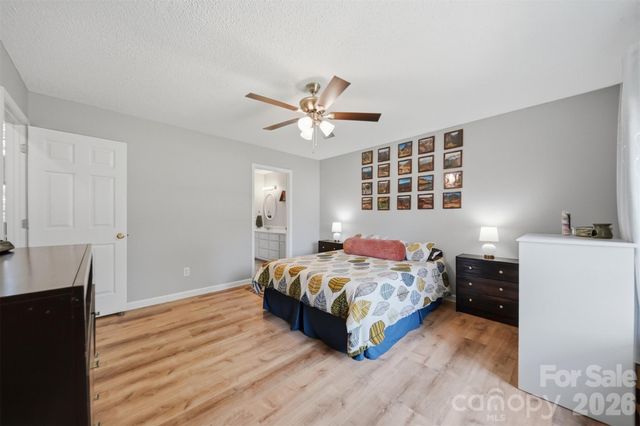 4005 Brickfield Street, Hickory, NC 28602