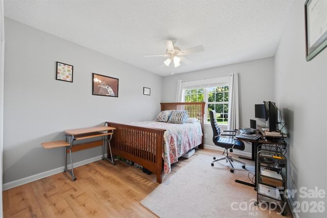 4005 Brickfield Street, Hickory, NC 28602