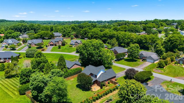 4005 Brickfield Street, Hickory, NC 28602