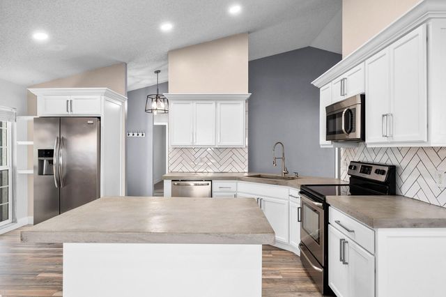 12130 WILDBROOK DRIVE, Riverview, FL 33569