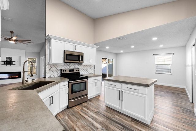 12130 WILDBROOK DRIVE, Riverview, FL 33569