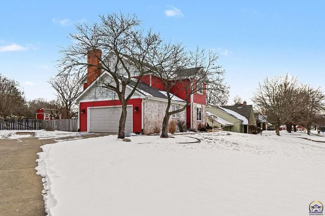 7412 SW Fountaindale RD, Topeka, KS 66614