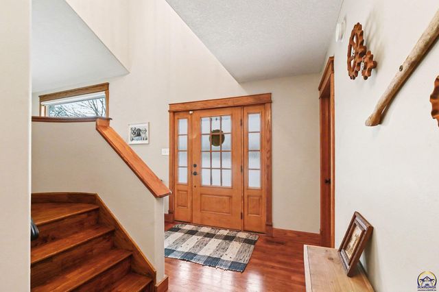 7412 SW Fountaindale RD, Topeka, KS 66614