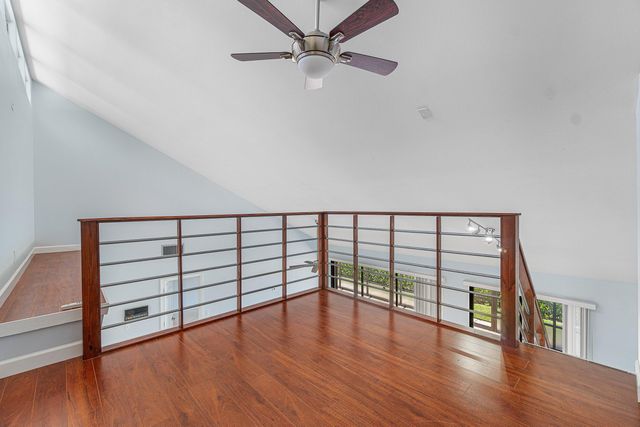 6850 NW 2ND Avenue 18, Boca Raton, FL 33487