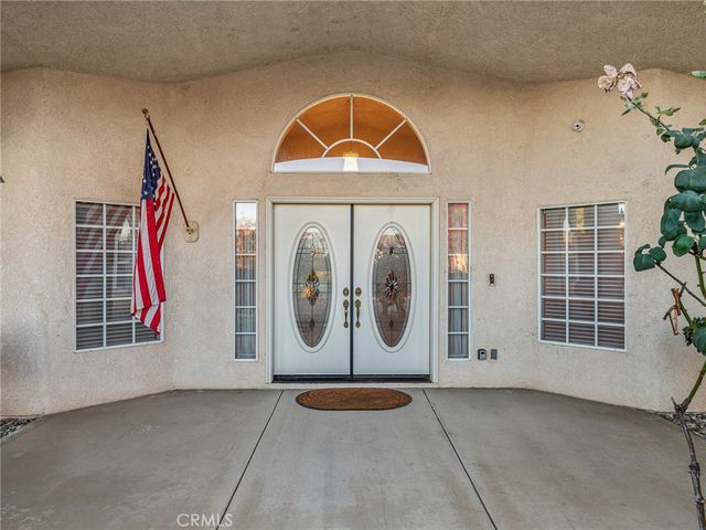 11385 Oak Ridge, Oak Hills, CA 92344