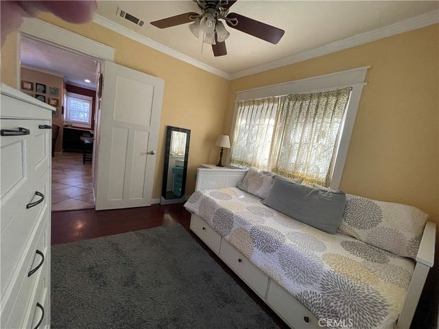 113 11th, Redlands, CA 92374