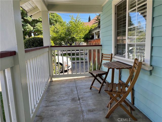 113 11th, Redlands, CA 92374