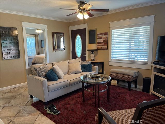 113 11th, Redlands, CA 92374