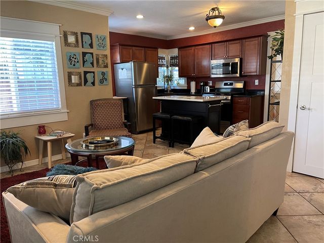 113 11th, Redlands, CA 92374