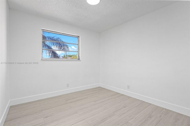 7175 Nova Drive 303, Davie, FL 33317